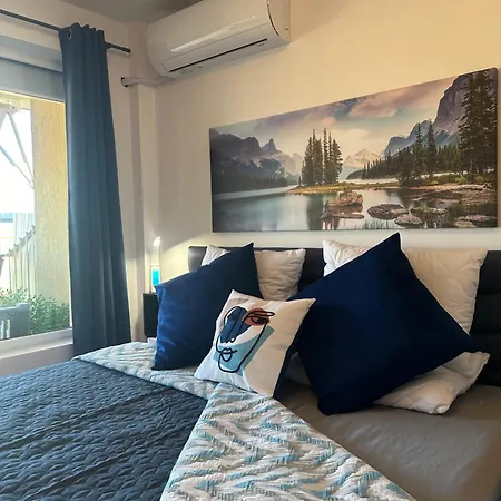 Kolevi Family Seaside Haven! Daire *