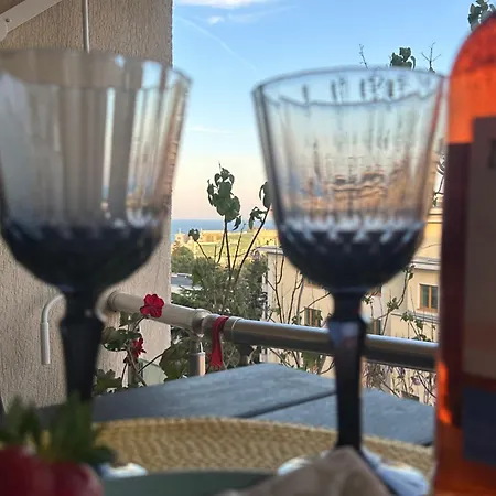 Kolevi Family Seaside Haven! Daire Aziz Konstantin ve Elena